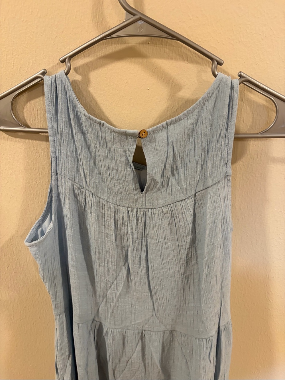 Light Blue Tiered Midi Sleeveless Dress - Size Small - Picture 3 of 9